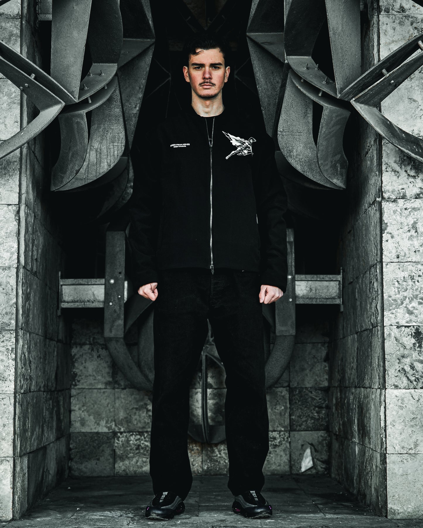 RISEN WARRIOR BOMBER