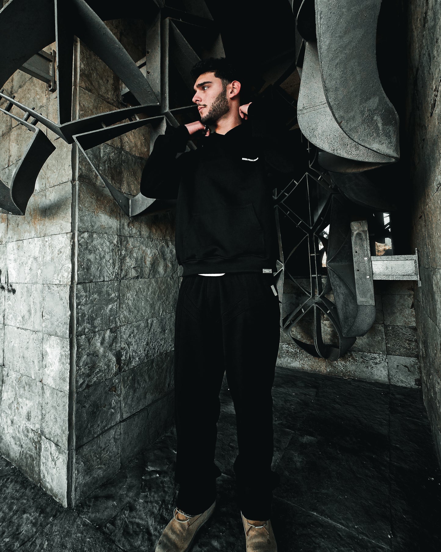 AUTHENTICUM HOODIE V2