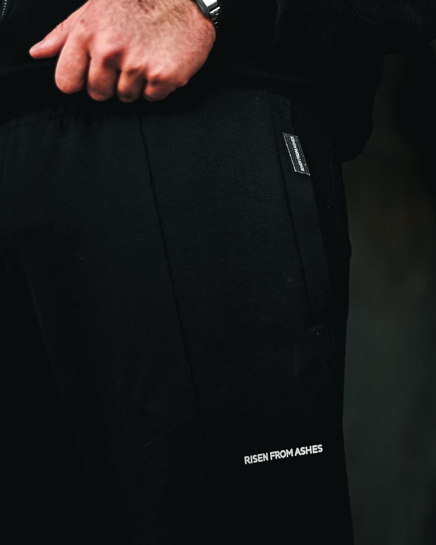 AUTHENTICUM SWEATPANTS