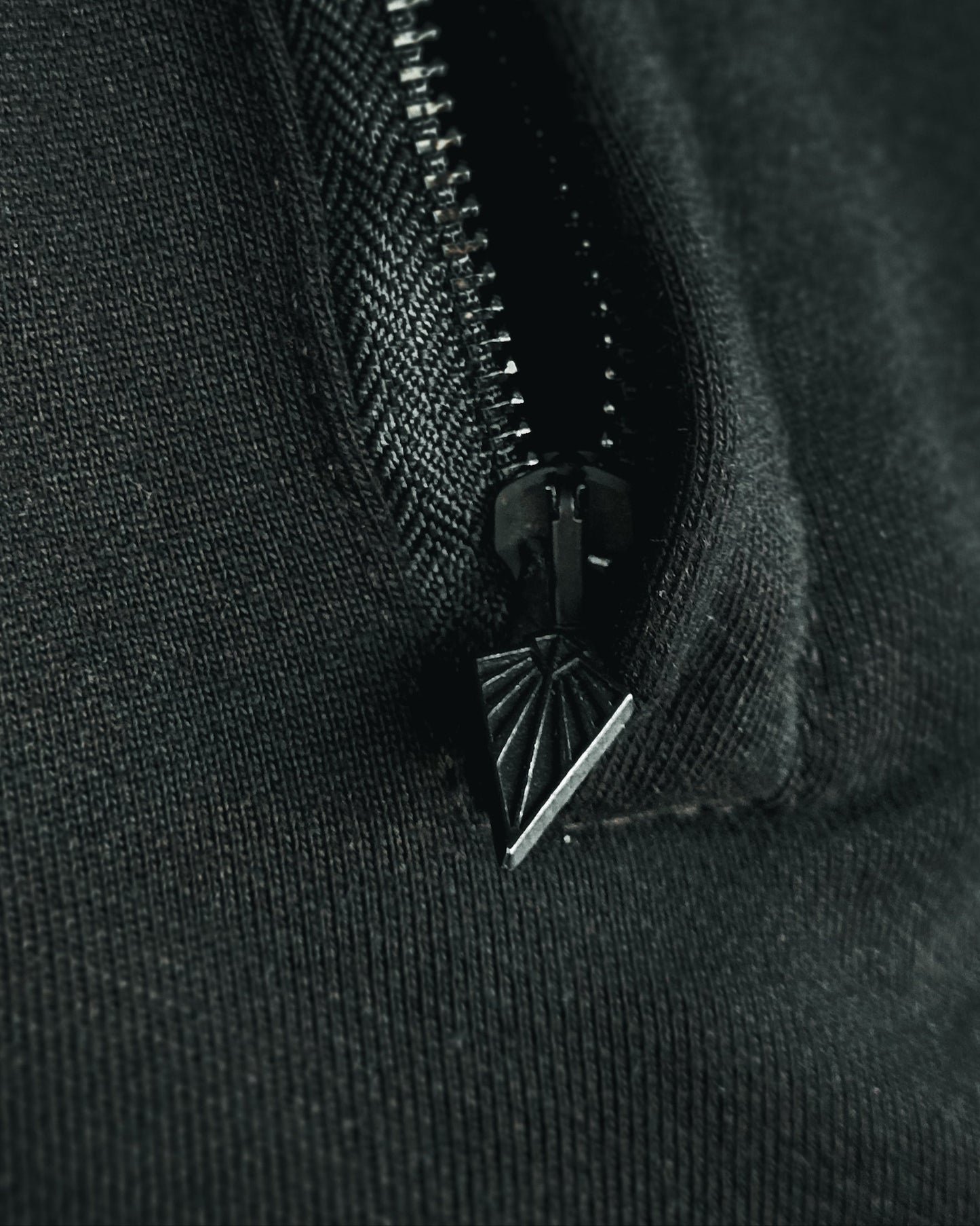 AUTHENTICUM JACKET