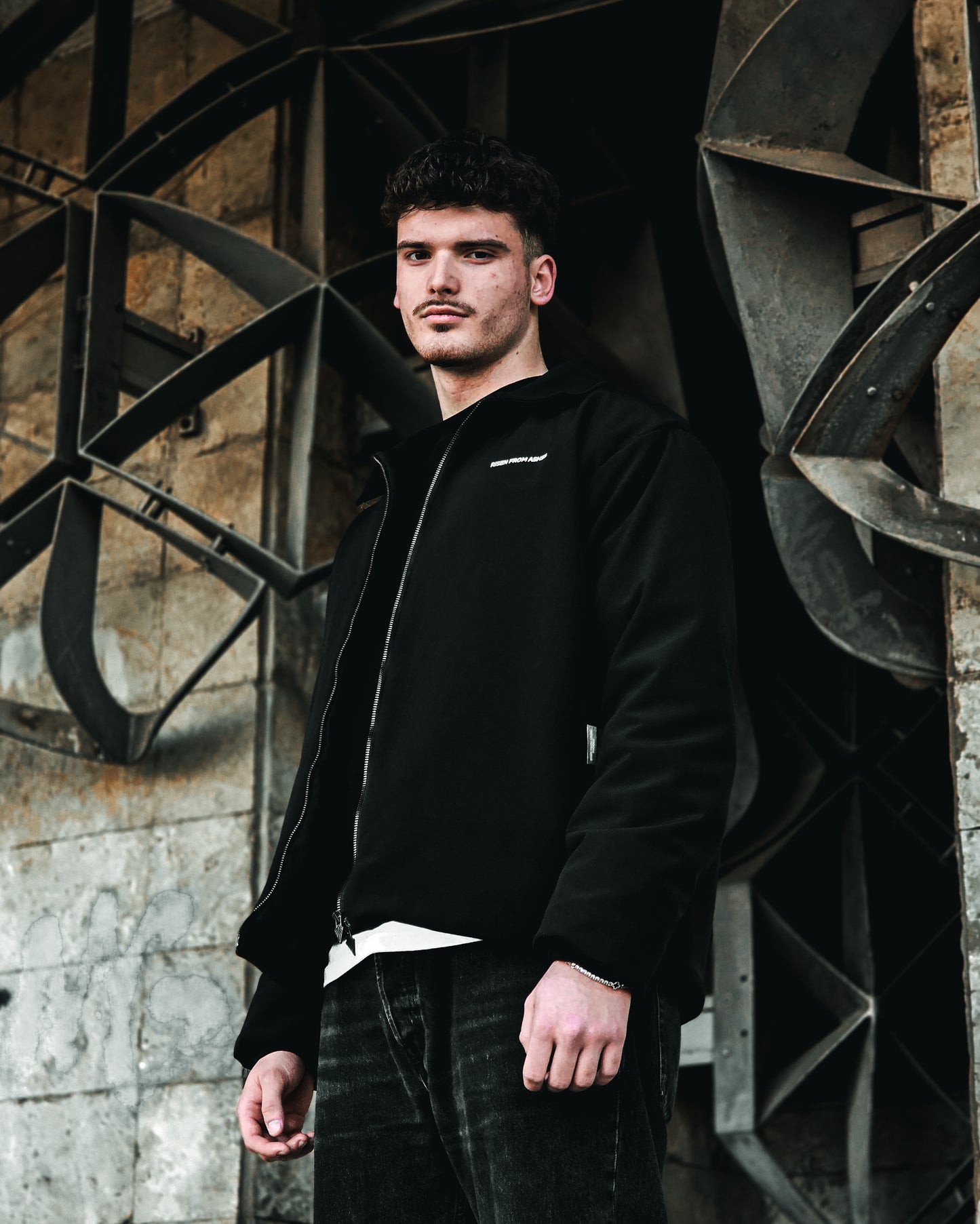 AUTHENTICUM JACKET