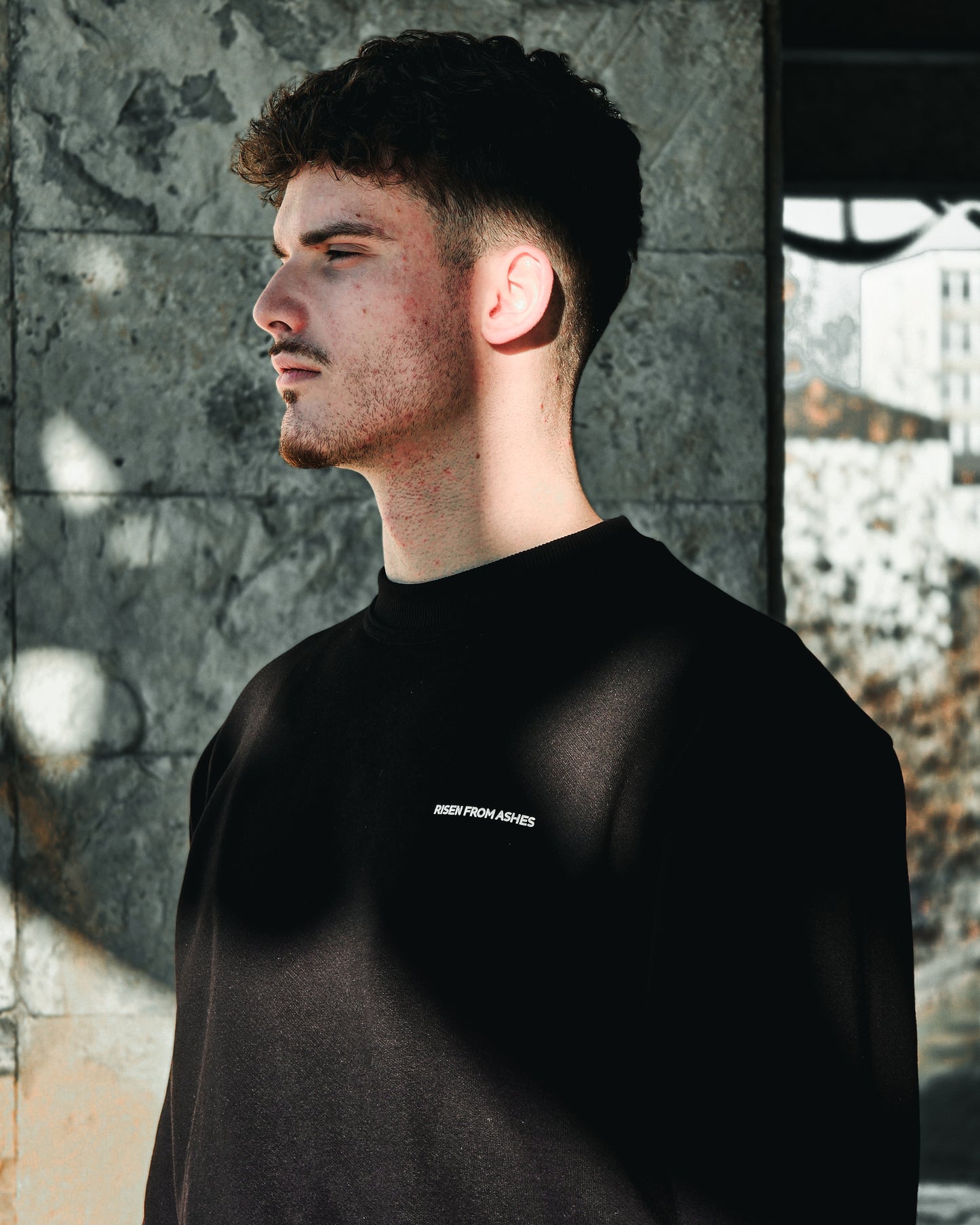 AUTHENTICUM SWEATER V2