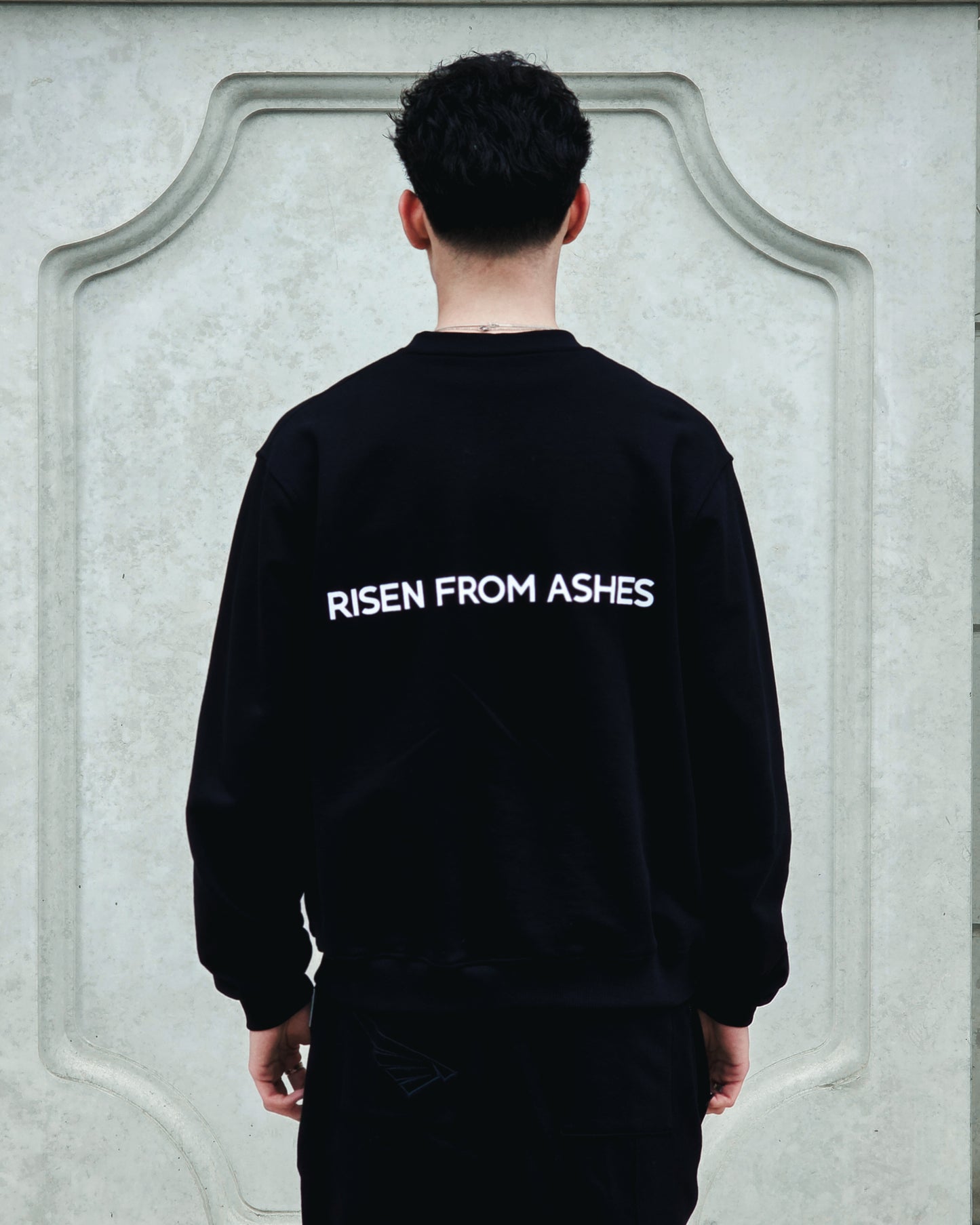 AUTHENTICUM SWEATER V2