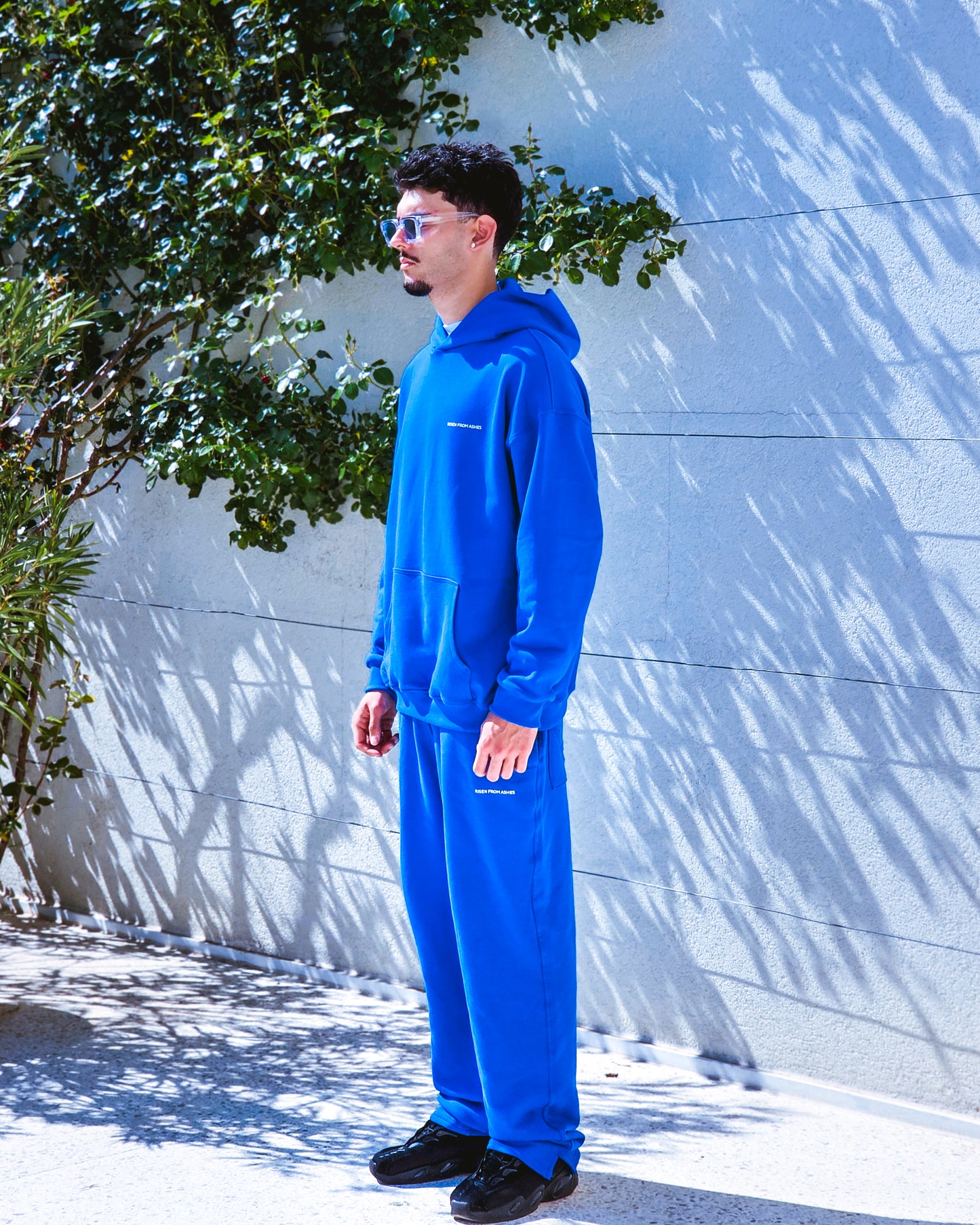 AUTHENTICUM HOODIE V1