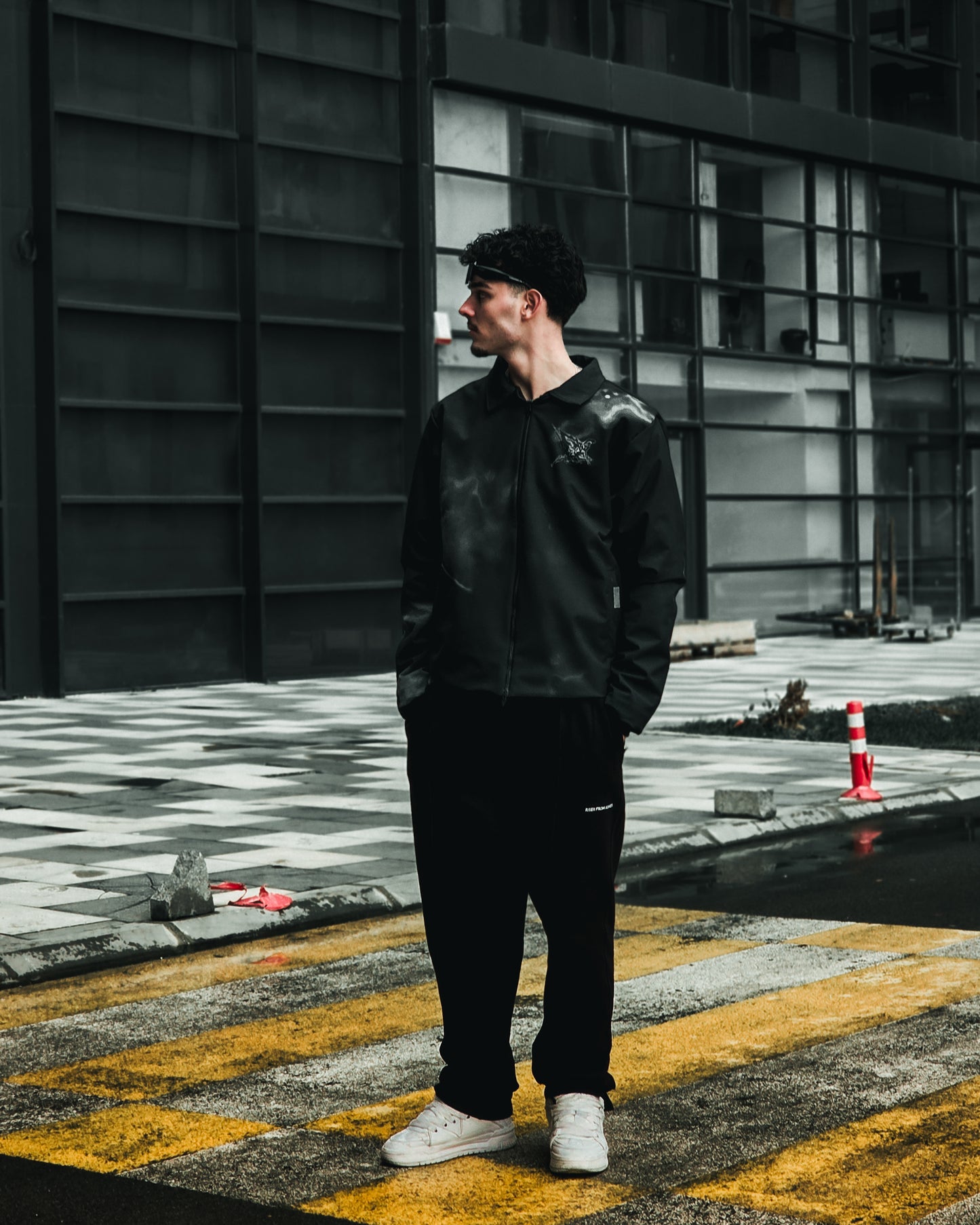 AUTHENTICUM SWEATPANTS