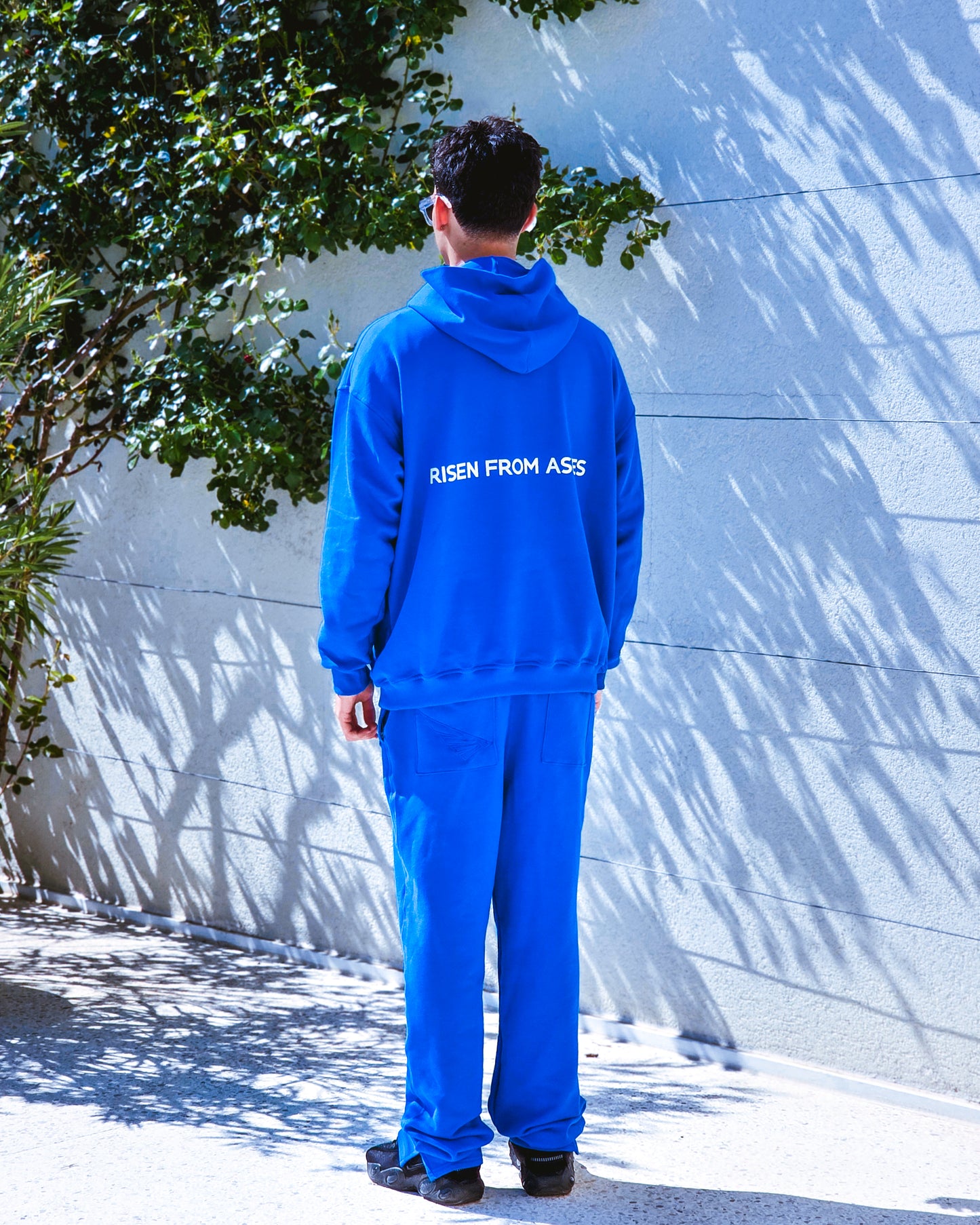AUTHENTICUM HOODIE V1
