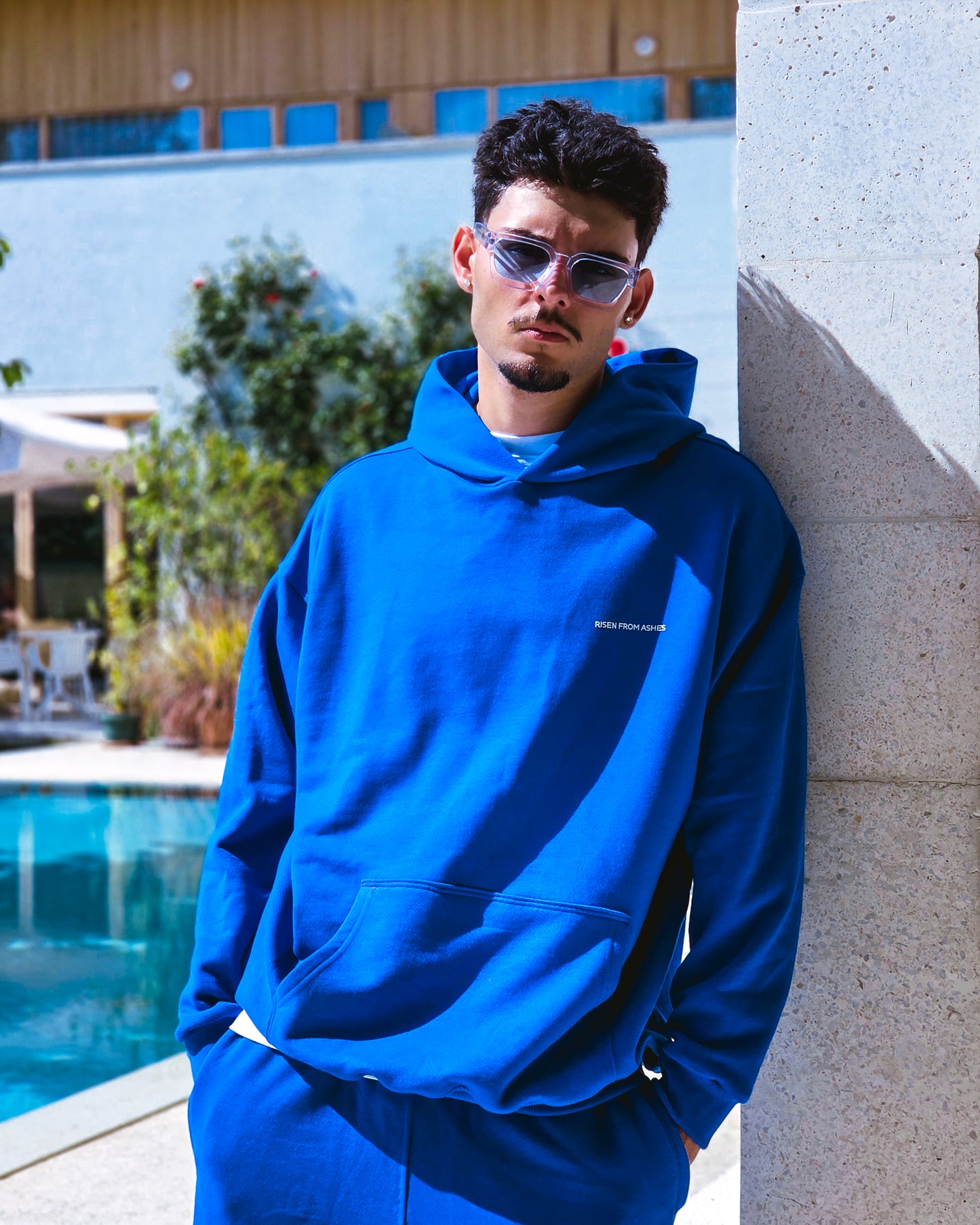 AUTHENTICUM HOODIE V2