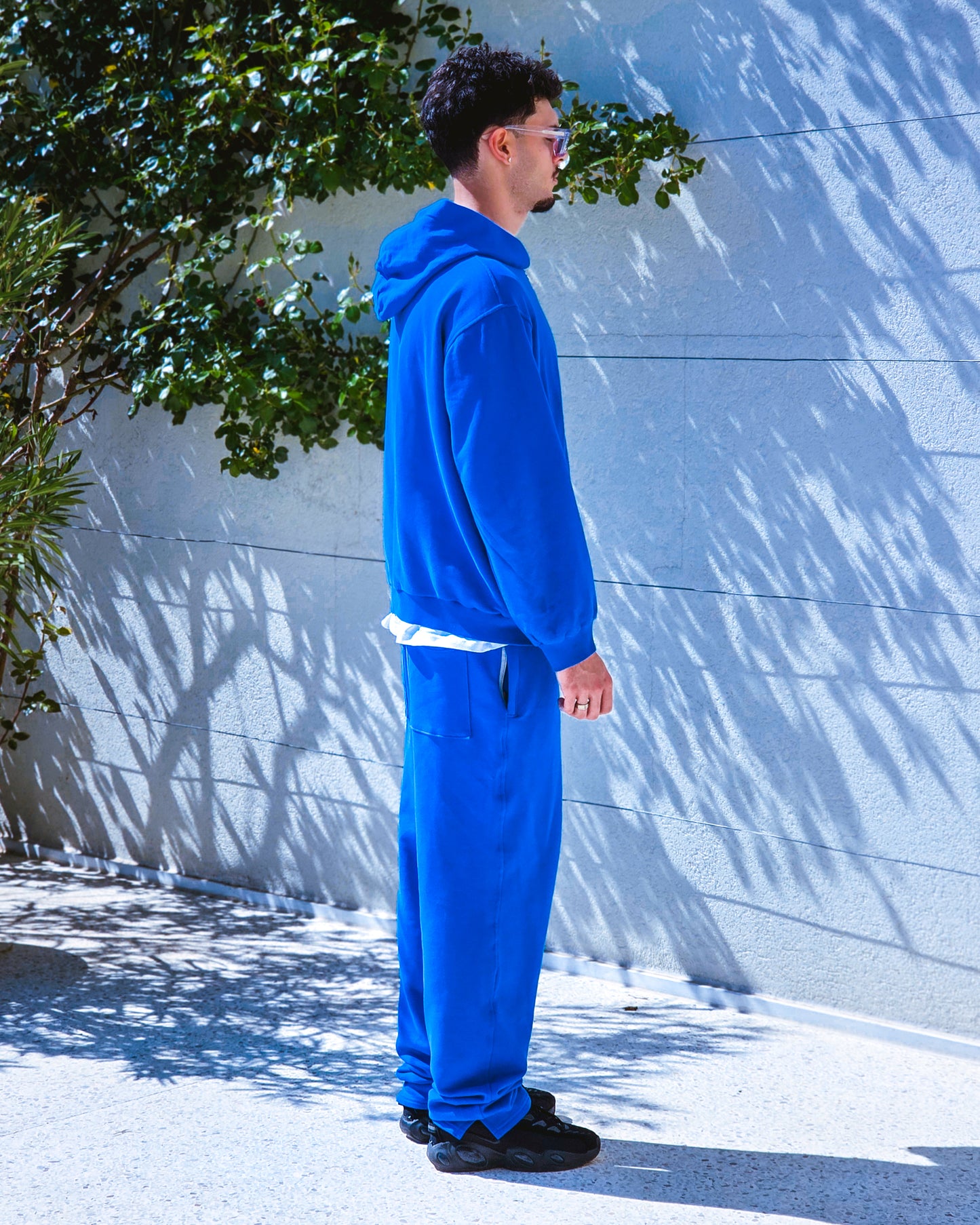 AUTHENTICUM HOODIE V2